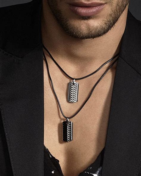 Joyas para hombre .